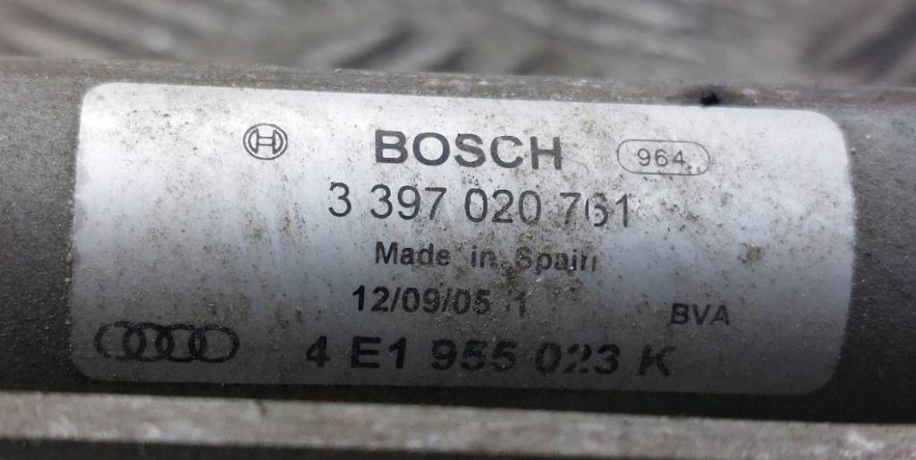 Audi A8 D3 2002-2009 sedan   Mechanizmus stieračov predný 4E1955023K