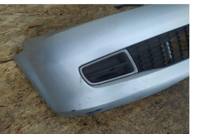 Mazda 6 I GG 2002-2007 hatchback 1.8 16v petrol MT 88 kW 2004  Nárazník predný