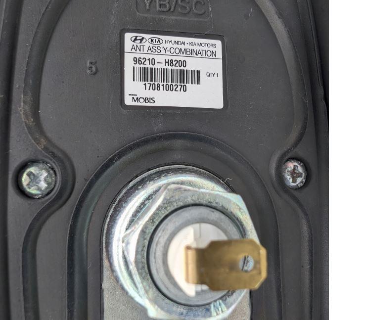 Kia Rio III 2011-2017 hatchback 1.2 16v petrol MT 62.5 kW 2014  Anténa 96210-H8200