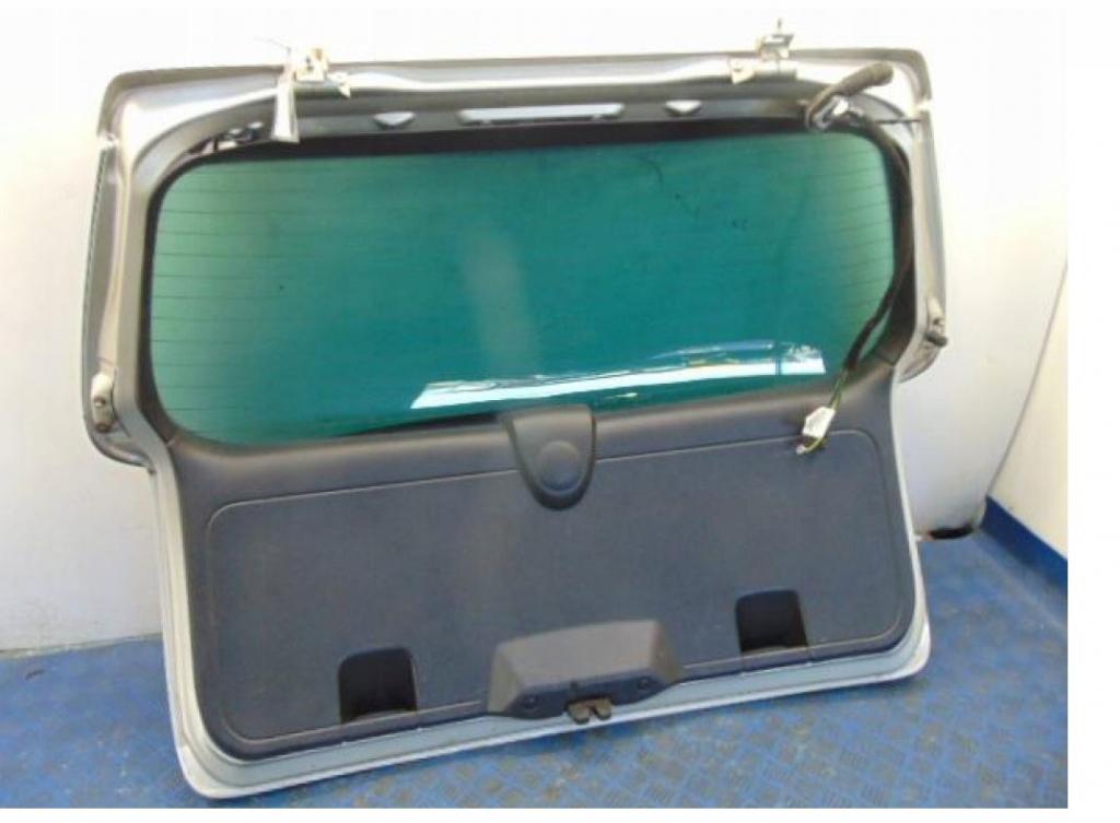 Peugeot 307 combi 1.4 16v petrol MT 65 kW 2004  Kapota zadná (kufor)