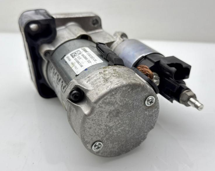 BMW 1 F40 Štartér 8580390