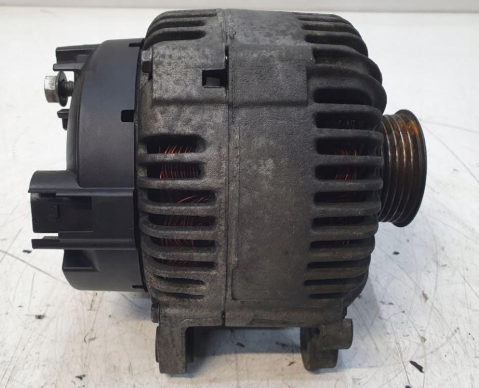 Audi A4 B7 2004  2008 combi 3.0 TDI diesel   AT  Alternátor 059903016D