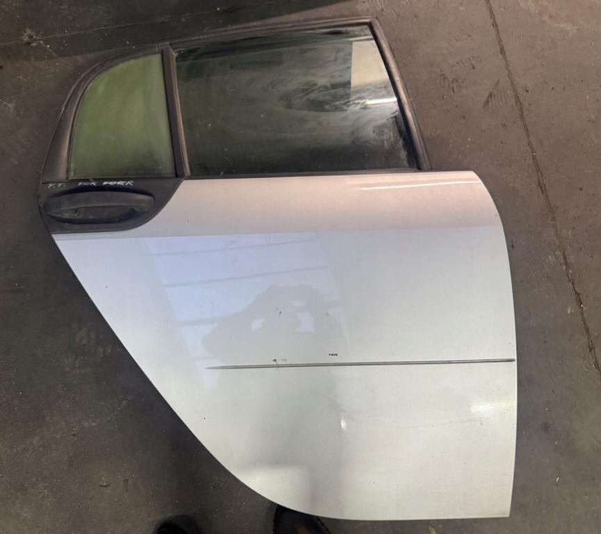 Smart Forfour I 2004-2006 hatchback 1.1 petrol AT 40 kW 2000  Dvere zadné pravé