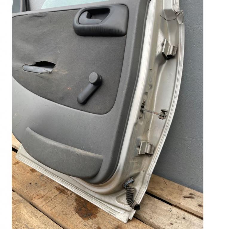 Opel Corsa C 2000-2006 hatchback 1.2 16v petrol MT 55 kW 2002  Dvere zadné ľavé