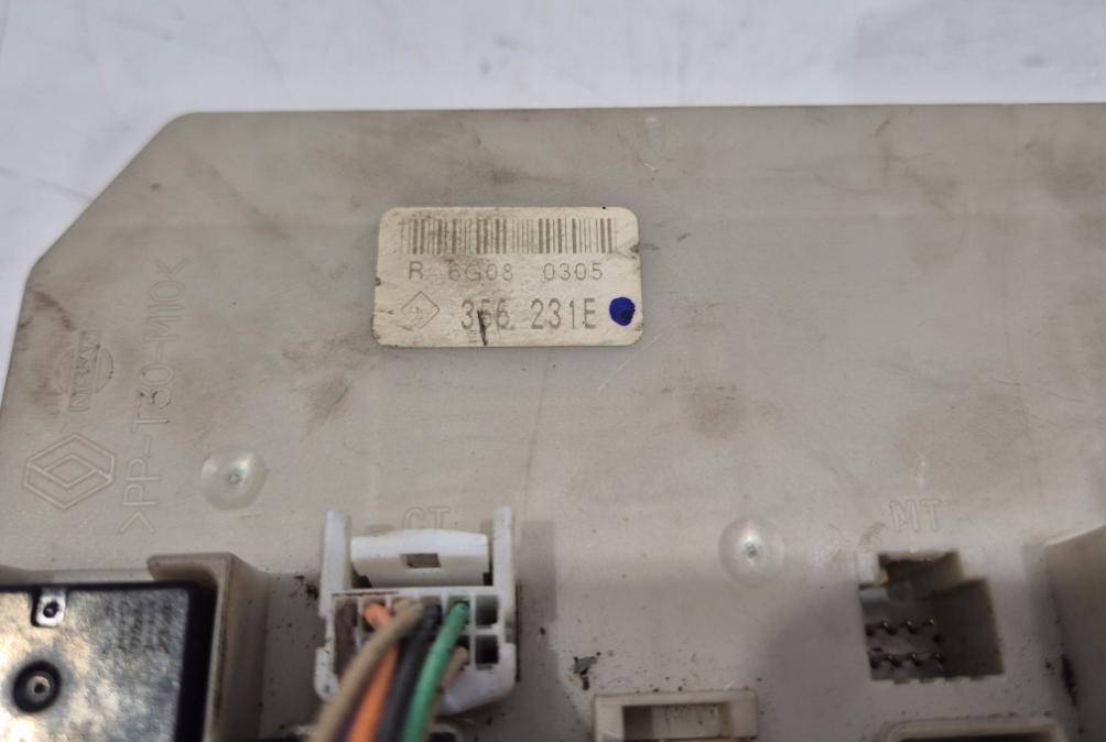 Renault Modus Poistková skrinka 356231E