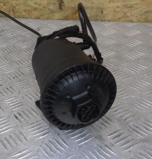 Opel Insignia A 2008-2017 hatchback 2.0 CDTI diesel MT 96 kW 2010  Palivový filter 13244294 1387208482