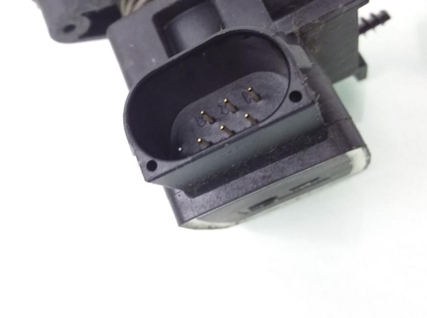 Mercedes A W168 1997-2004 Potenciometer plynového pedálu A0135427717