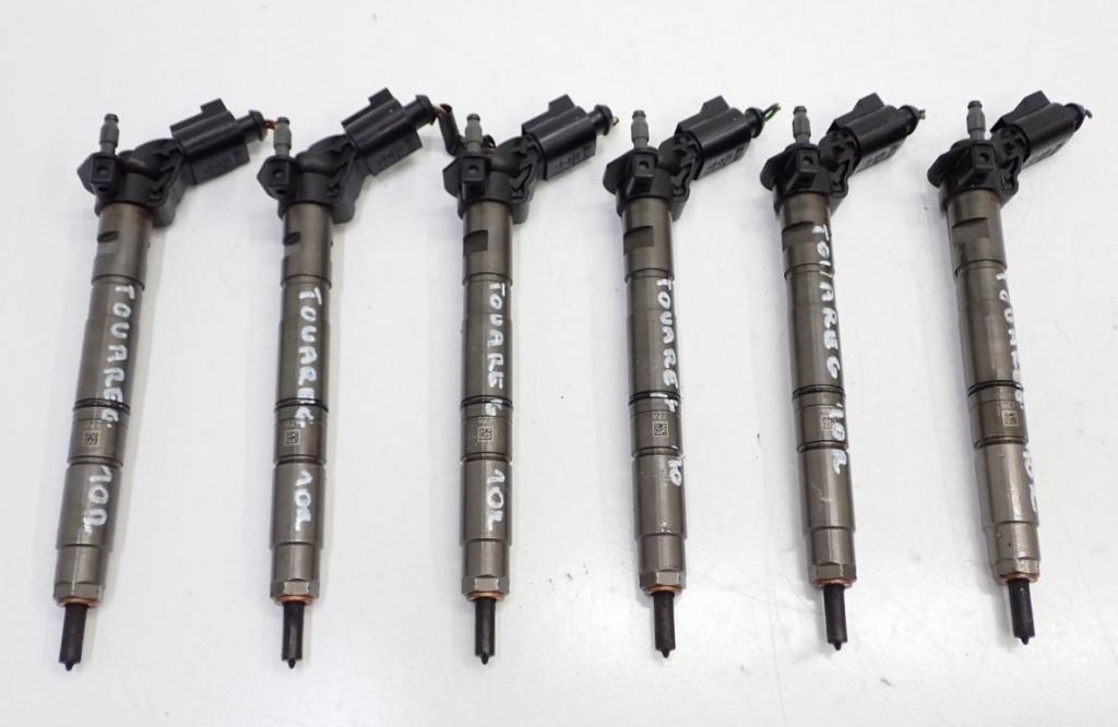 Volkswagen Touareg I 2002-2010 hatchback 3.0 TDI V6 diesel AT 176kW 2010  Vstrekovač paliva 059130277BE 0445116023