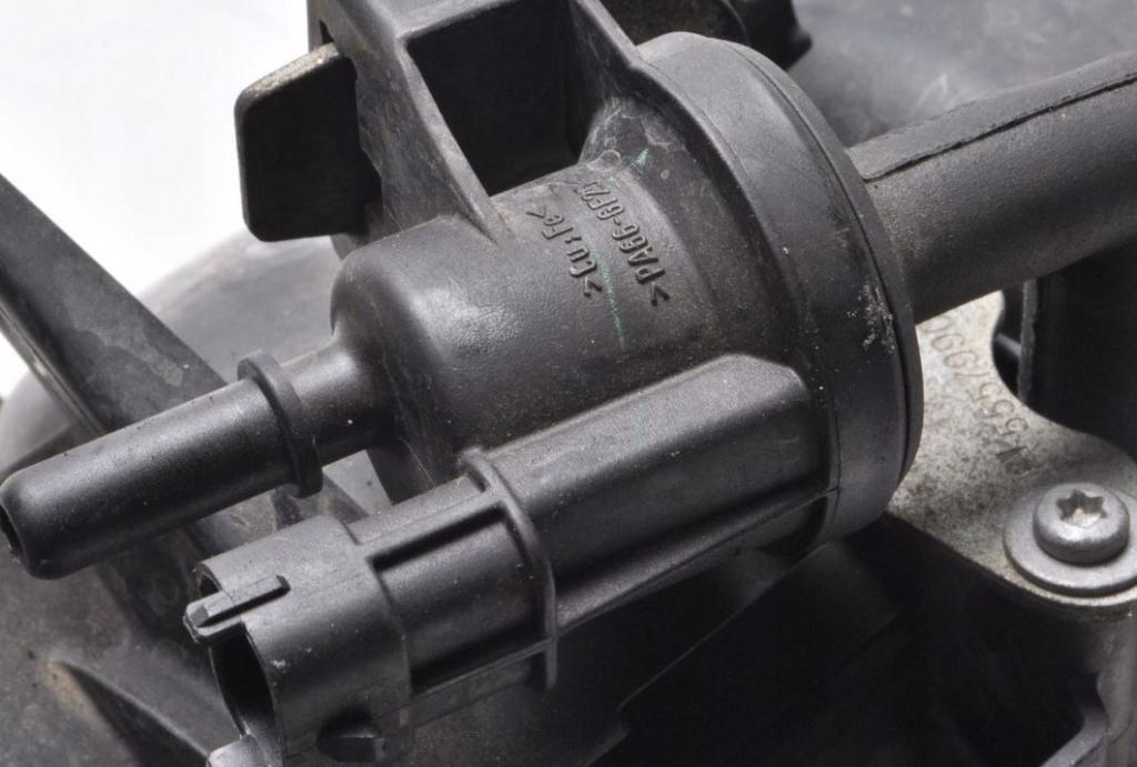 Opel Astra III 2004-2014 hatchback 1.4 16v petrol MT 66 kW 2006  Sacie potrubie 55572730 55566514 0214057021 12644228