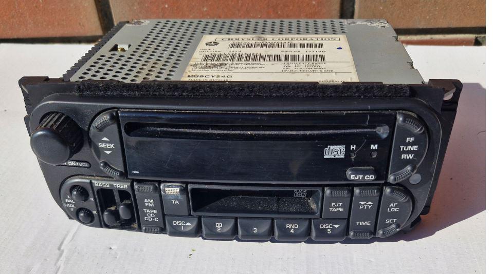 Chrysler Pt cruiser hatchback 2.0 16v petrol MT 104 kW 2001  Rádio P05091601AF