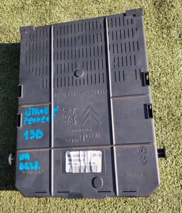 Peugeot 307 combi 2.0 HDI diesel MT 100 kW 2005  Poistková skrinka 9661940080