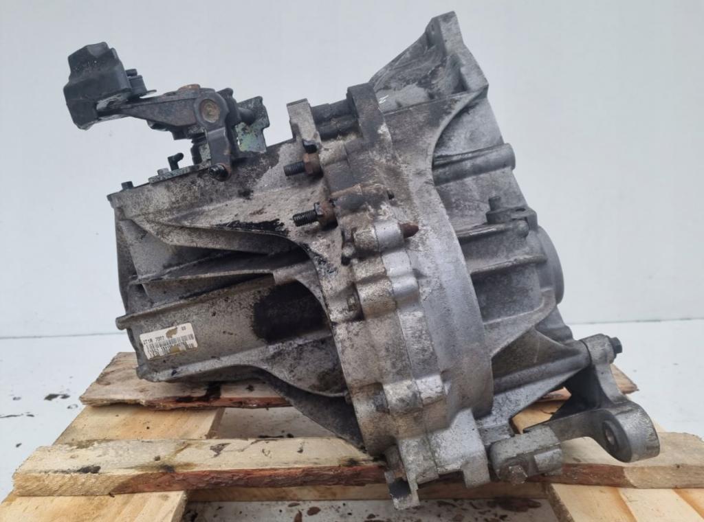 Ford Transit connect 1.8 TDCI diesel 66 kW 2009  Prevodovka manuálna 2T1R-7002-BD