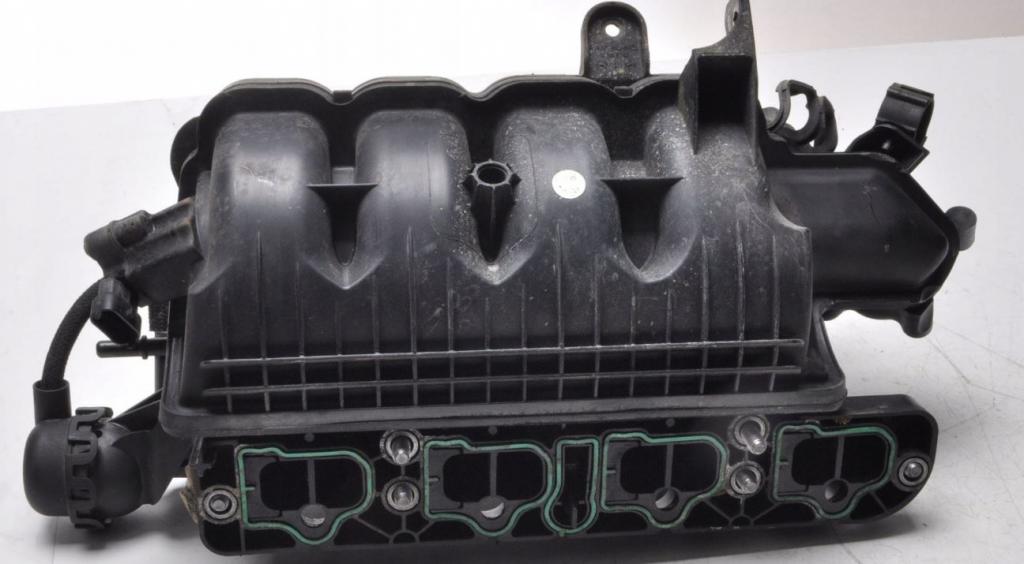 Opel Astra III 2004-2014 hatchback 1.4 16v petrol MT 66 kW 2006  Sacie potrubie 55572730 55566514 0214057021 12644228