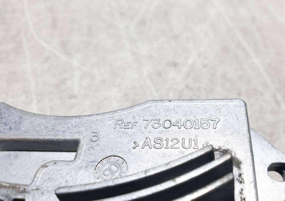 Mercedes A W169 2004-2012 Odpor (rezistor) kúrenia 73040157