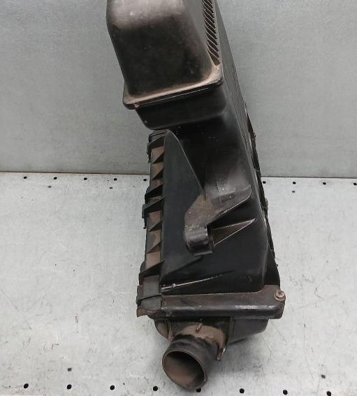 Fiat Punto II 1999-2010 hatchback 1.2 16v petrol MT 59 kW 2000  Obal vzduchového filtra 735275091 73527503