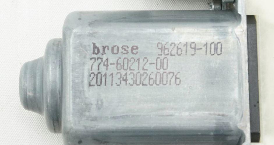 Volkswagen Passat B7 2010-2014 sedan 2.0 TDI diesel AT 130 kW 2013  Motorček okien zadný ľavý 3AA959703A