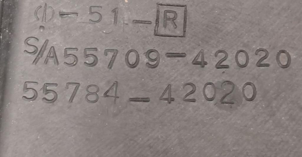 Toyota Rav4 II 2000-2005 hatchback 2.0 D4D diesel MT 85 kW 2003  Torpédo (plast pod čelným sklom) 55708-42110