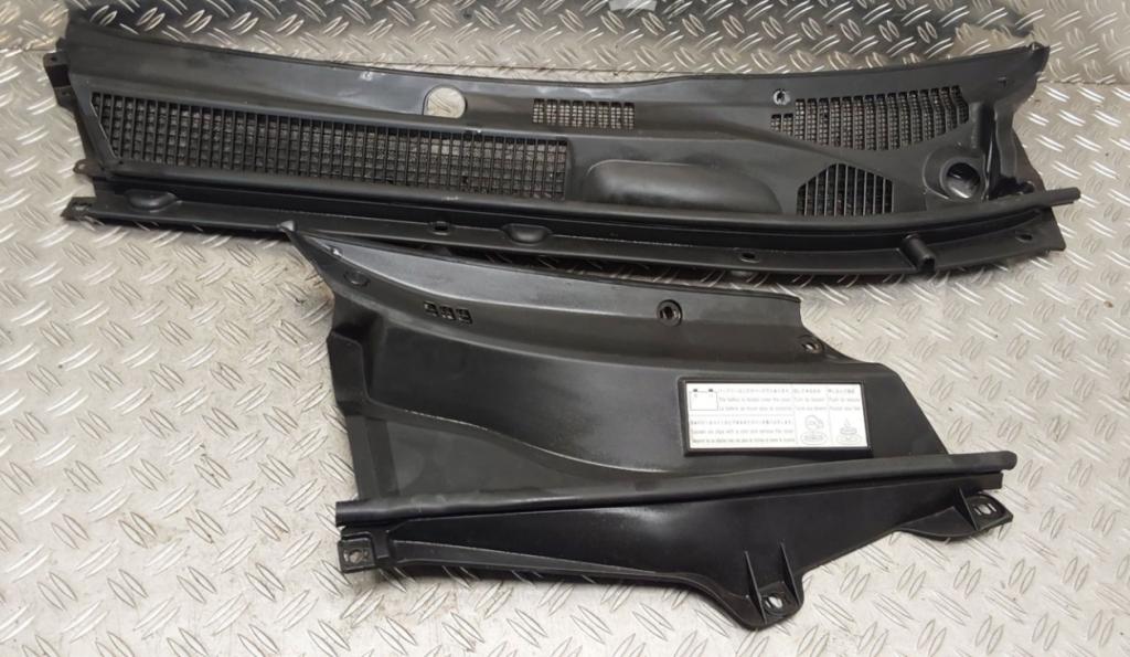 Toyota Rav4 II 2000-2005 hatchback 2.0 D4D diesel MT 85 kW 2003  Torpédo (plast pod čelným sklom) 55708-42110