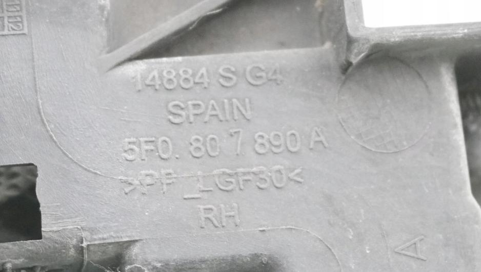 Seat Leon III 2012-2020 combi 2.0 TDI diesel AT 135 kW 2015  Lišta ostatné 5F0807890A