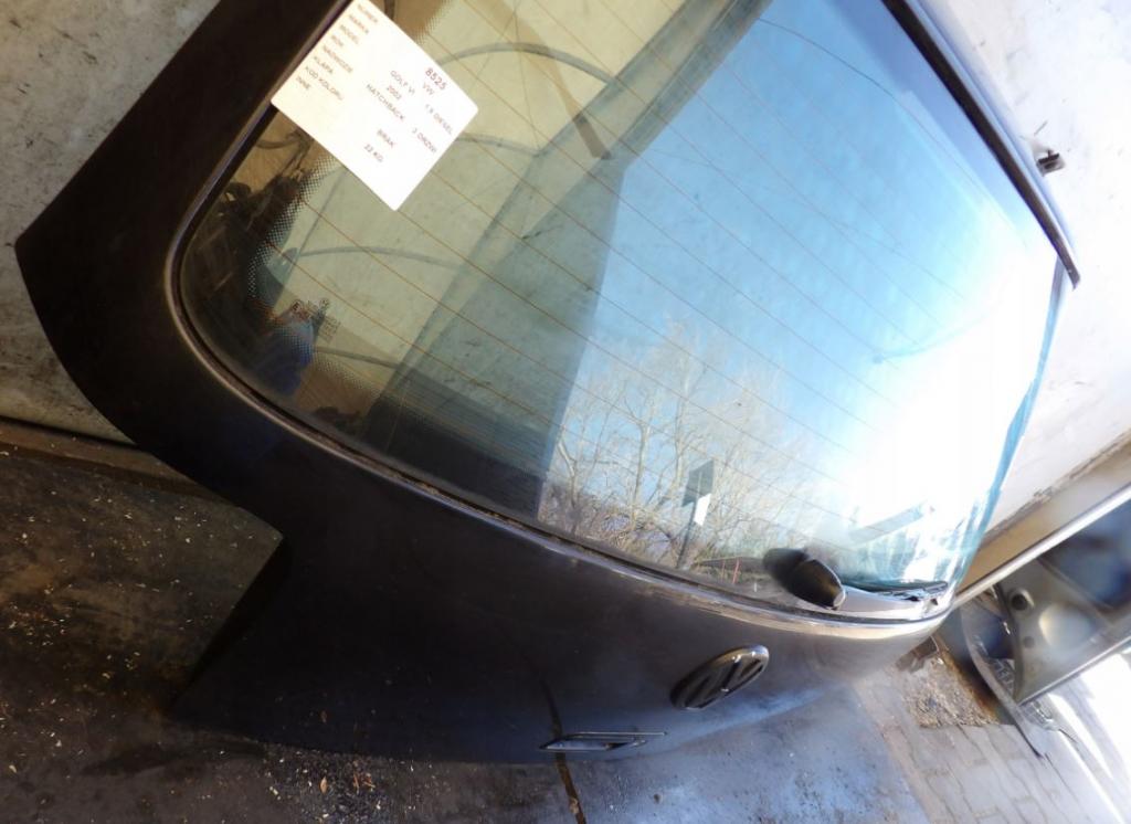 Volkswagen Golf IV 1997-2003 1.4 16v petrol AXP MT 55 kW 2001  Kapota zadná (kufor) 3 dverova