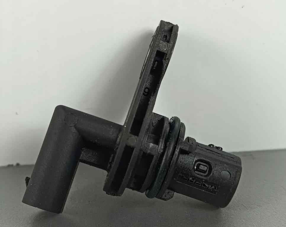 Jeep Compass I 2006-2016 hatchback 2.4 16v petrol AT 125 kW 2015  Snímač polohy vačkového hriadeľa 10.1720-0246.3