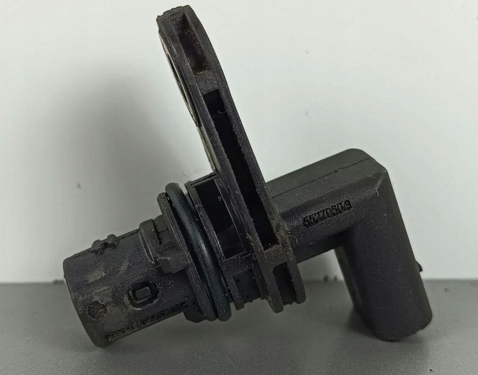 Jeep Compass I 2006-2016 hatchback 2.4 16v petrol AT 125 kW 2015  Snímač polohy vačkového hriadeľa 10.1720-0246.3