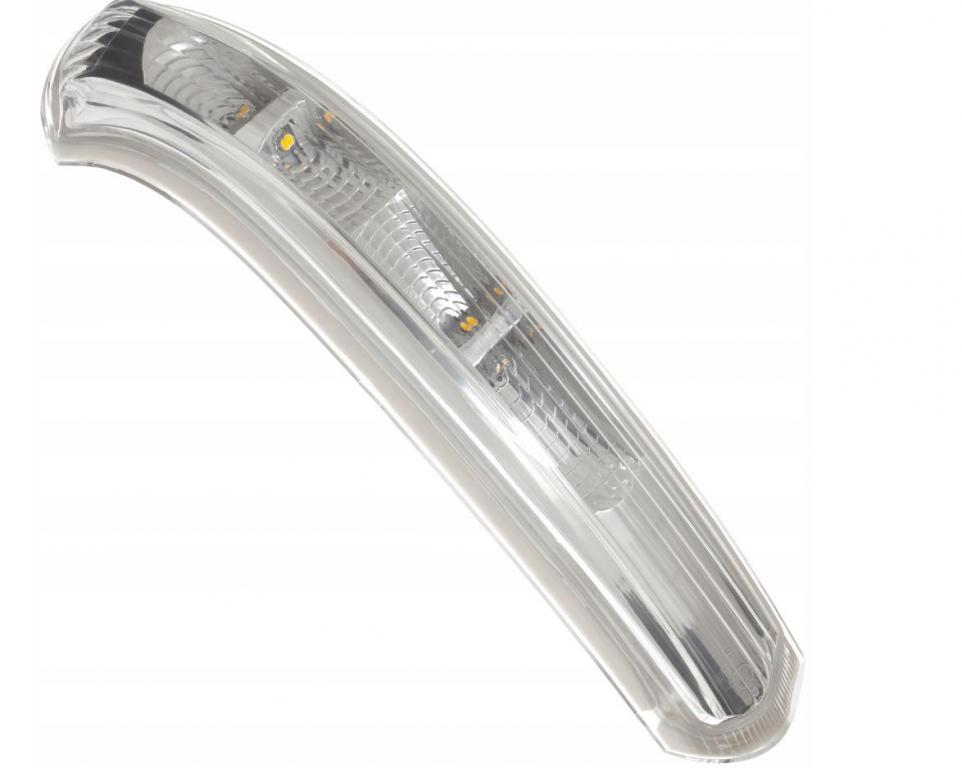 Chevrolet Captiva suv 2.4 petrol 100 kW 2006  Smerové svetlo (smerovka) predné pravé