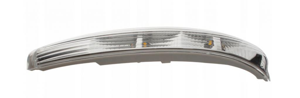 Chevrolet Captiva suv 2.4 petrol 100 kW 2006  Smerové svetlo (smerovka) predné pravé