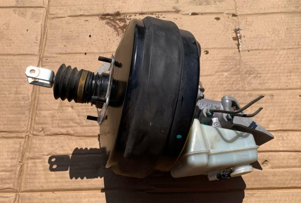 Mercedes ML W164 2005-2011 hatchback 3.0 CDI diesel AT 165 kW 2008  Posilňovač bŕzd A1644301430