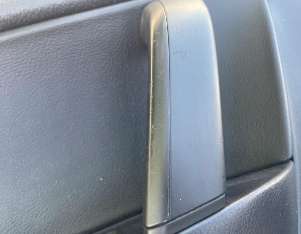 Volkswagen Touareg II 2010-2018 Tapacír dverí predný ľavý 7P1867011