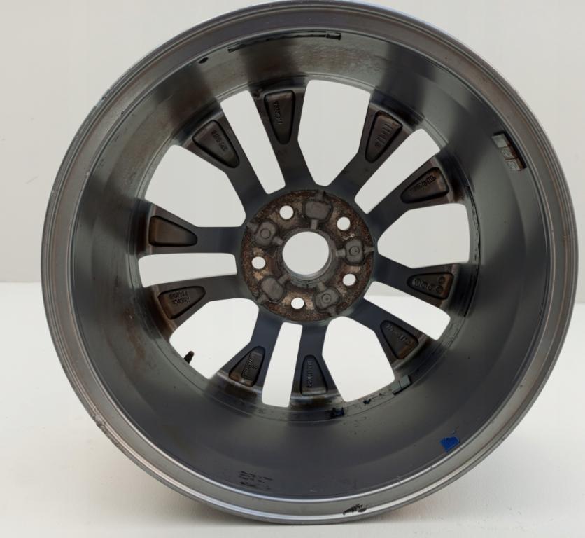 Volkswagen Passat B8 2014- Hliníkový disk 3G0601025G