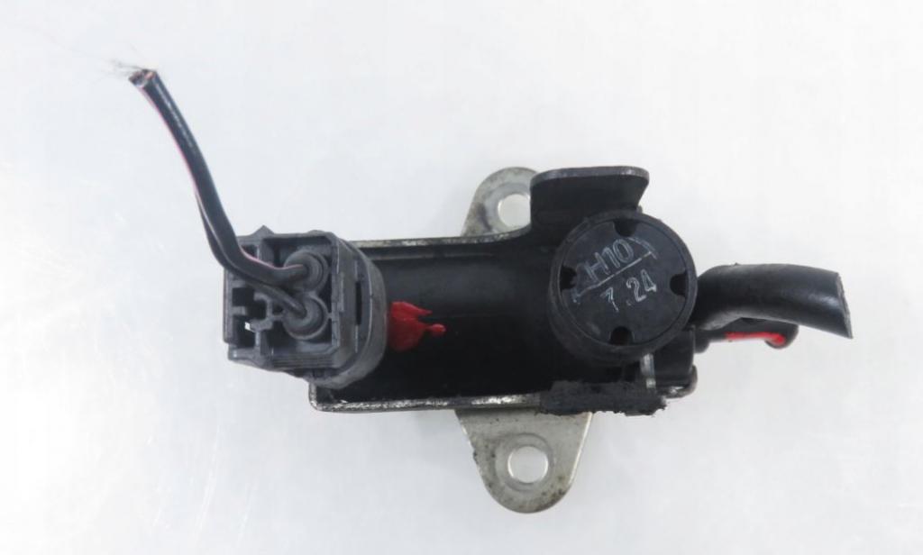 Mazda 6 I GG 2002-2007 hatchback 2.0 CITD diesel 89 kW 2006  Podtlakový ventil 1397000700