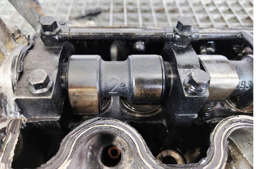 Opel Astra III 2004  2014 hatchback 1.9 CDTI diesel MT 74 kW 2005  Hlava valcov 55193091 (Z19DT)