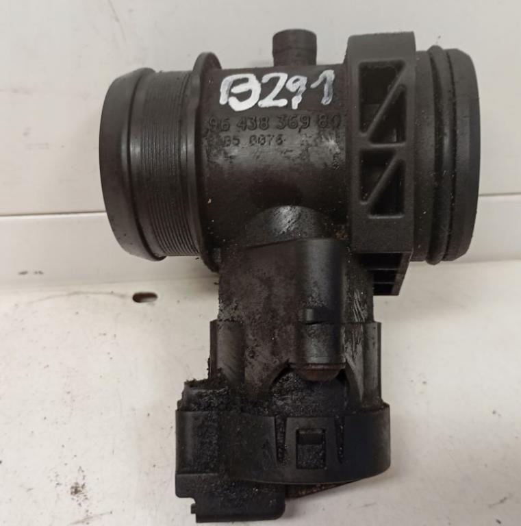 Ford Focus Mk2 2004-2011 hatchback 1.6 16v petrol MT 85 kW 2005  Váha vzduchu 9643836980