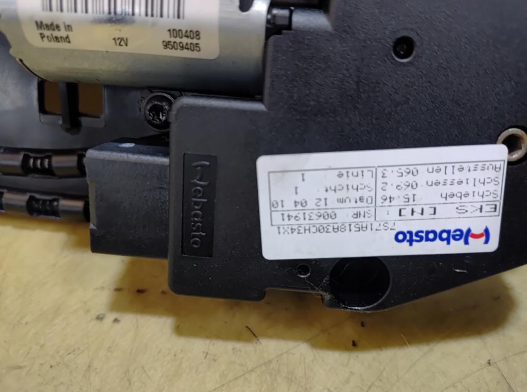 Ford Mondeo Mk4 2007-2014 hatchback Sklo strešné