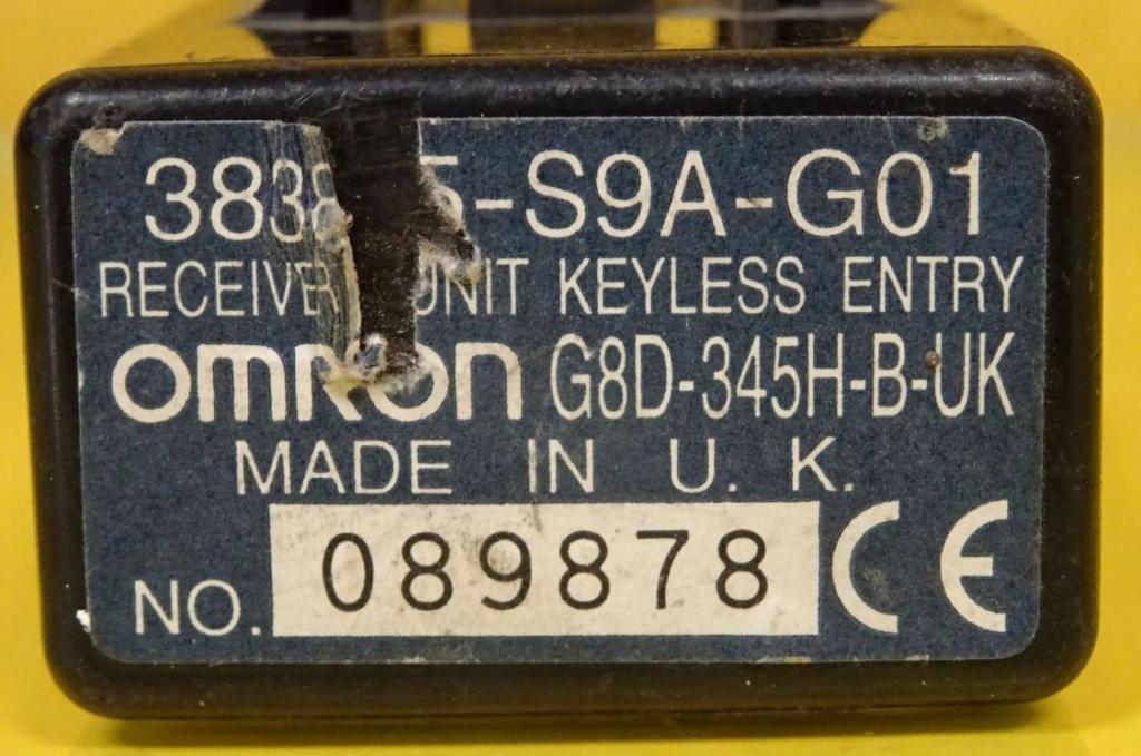 Honda CR-V II 2001-2006 hatchback 2.0 16v petrol MT 110 kW 2002  Relé 38385-S9A-G01