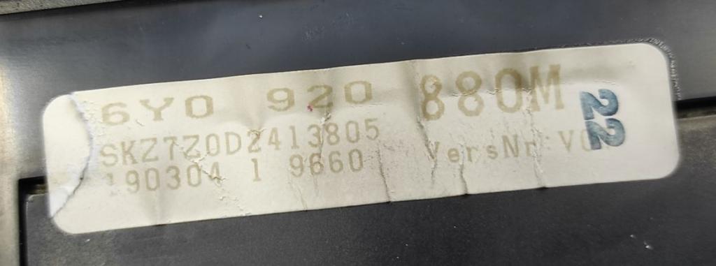 Skoda Fabia I 1999-2007 hatchback 1.2 petrol MT 40 kW 2004  Prístrojová doska 6Y0920880M