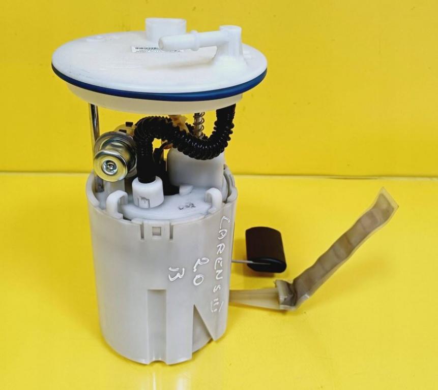 Kia Carens III 2006-2013 hatchback 2.0 16v petrol MT 106 kW 2006  Palivové čerpadlo 31110-1D000