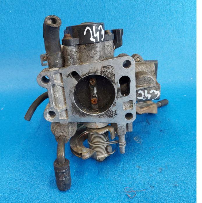 Nissan Micra K11 1992-2003 hatchback 1.3 16v petrol MT 55 kW 1994  Škrtiaca klapka 161190U020