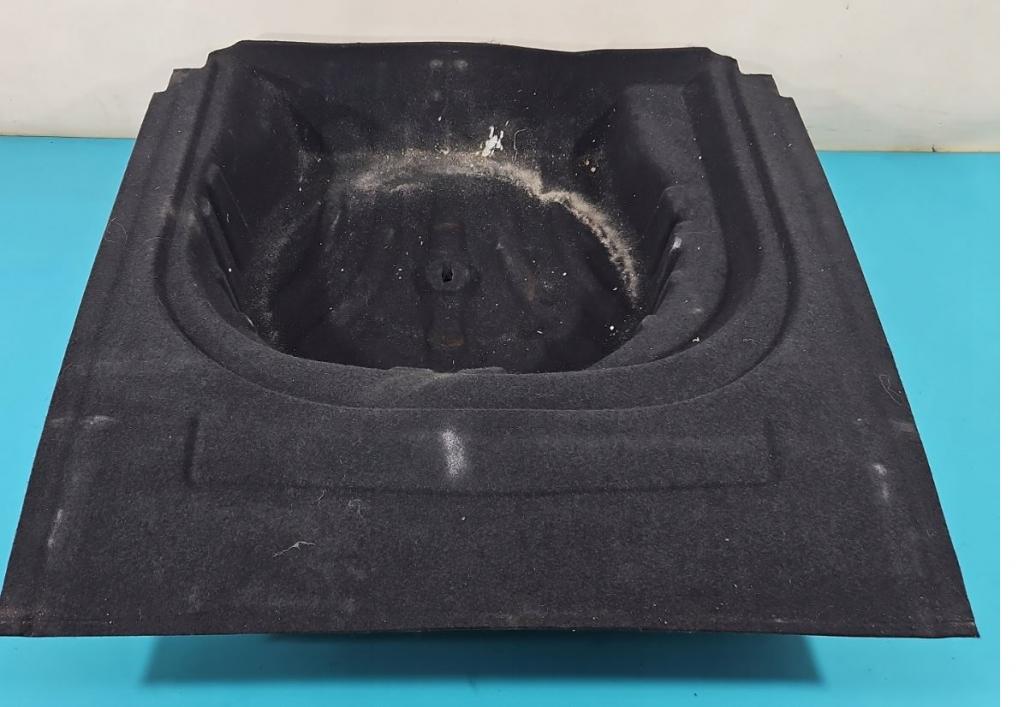 Volkswagen Golf VII 2012-2020 hatchback 1.6 TDI diesel MT 77 kW 2012  Rohož (vanička) do kufra 5G9863544B