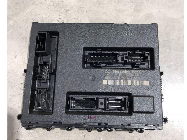 Mercedes B W245 2005-2011 hatchback 2.0 CDI diesel MT 80 kW 2006  Poistková skrinka A1699010100