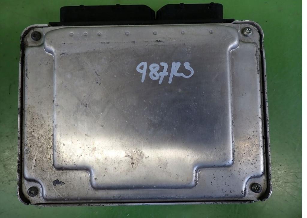 Seat Ibiza III 6L 2002-2008 hatchback 1.9 SDI diesel MT 50 kW 2002  Riadiaca jednotka motora 038906019NE;0281011824