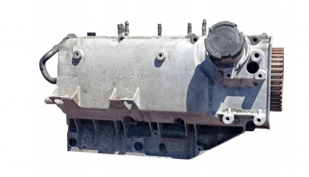 Renault Clio II 1998-2012 hatchback 1.2 8v petrol MT 48 kW 2003  Hlava valcov 7700864624