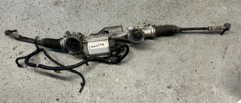 Alfa Romeo Giulietta hatchback 1.6 JTDM diesel 940A3000 MT 77 kW 2011  Riadenie 7805974558