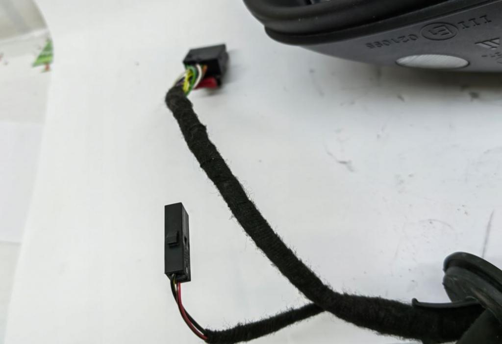 Volkswagen Touareg II 2010-2018 hatchback 3.0 TDI diesel AT 180 kW 2012  Spätné zrkadlo vonkajšie ľavé 15 PIN+ 2 PIN