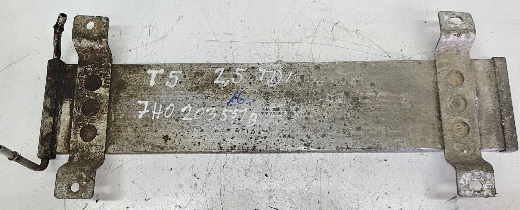 Volkswagen Transporter T5 2003-2015 Chladič paliva 7H0203551B