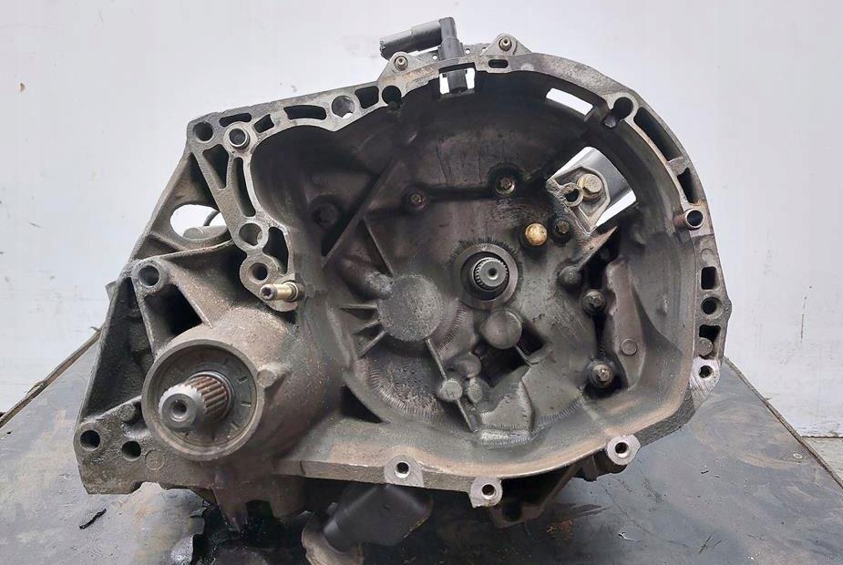 Renault Thalia I 1998  2009 sedan 1.4  16v petrol   MT  Prevodovka manuálna JB3971