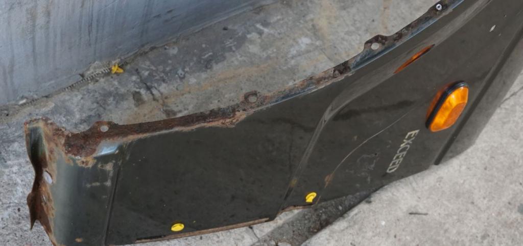 Hyundai Galloper II 1998-2003 hatchback 2.5 TD diesel MT 73 kW 1999  Blatník predný ľavý