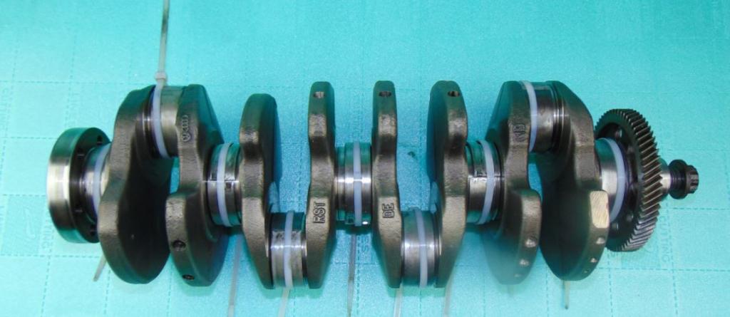 Volkswagen Passat B6 2005-2010 combi 2.0 TDI diesel MT 103 kW 2006  Kardaňový hriadeľ BMP