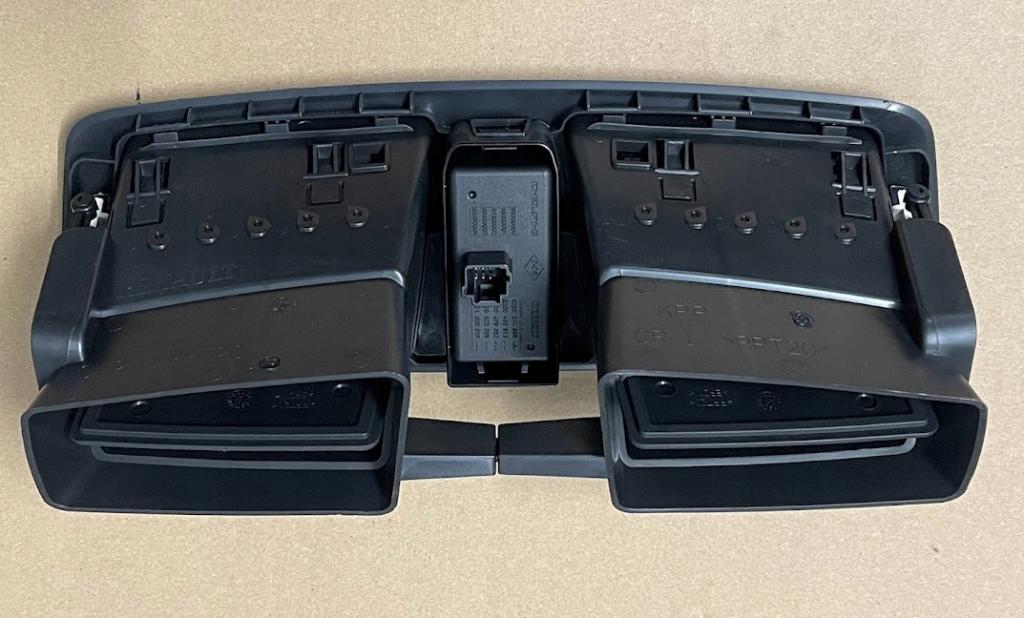 Renault Megane III 2008-2016  Mriežka kúrenia (fukár)